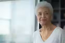 Customer Elaine W. review photo